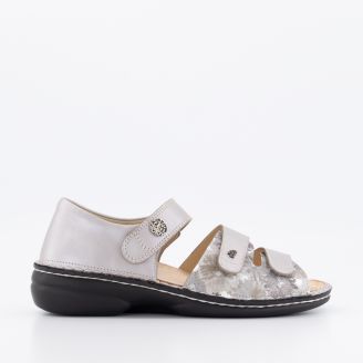 FINN COMFORT WOMEN'S ADELAIDE CLASSIC SANDALS METALLIC
