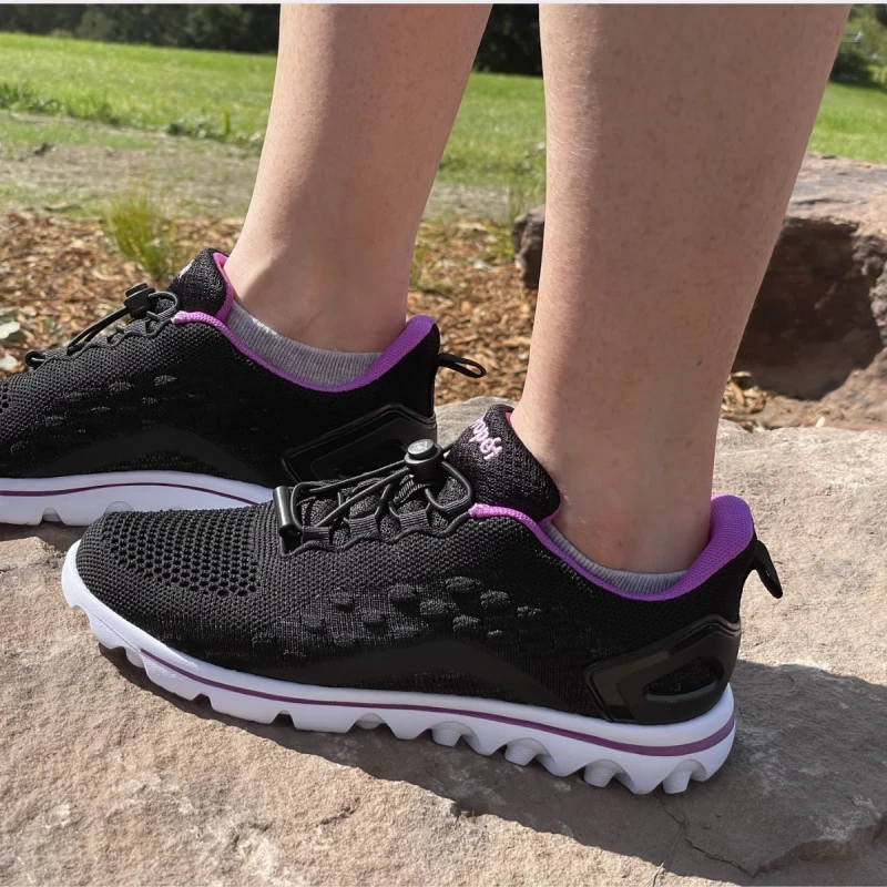 PROPET WOMENS TRAVELACTIV AXIAL D WIDTH BLACK PURPLE